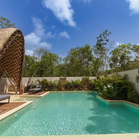 Serene Condo Tulum, Pool, Gym, Holistika